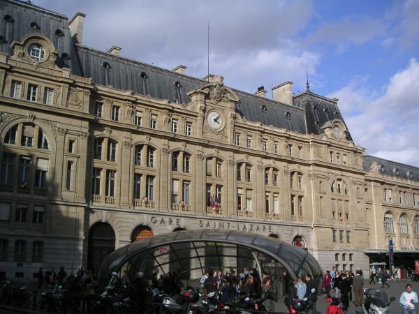 Taxi Reservation Gare Saint-Lazare